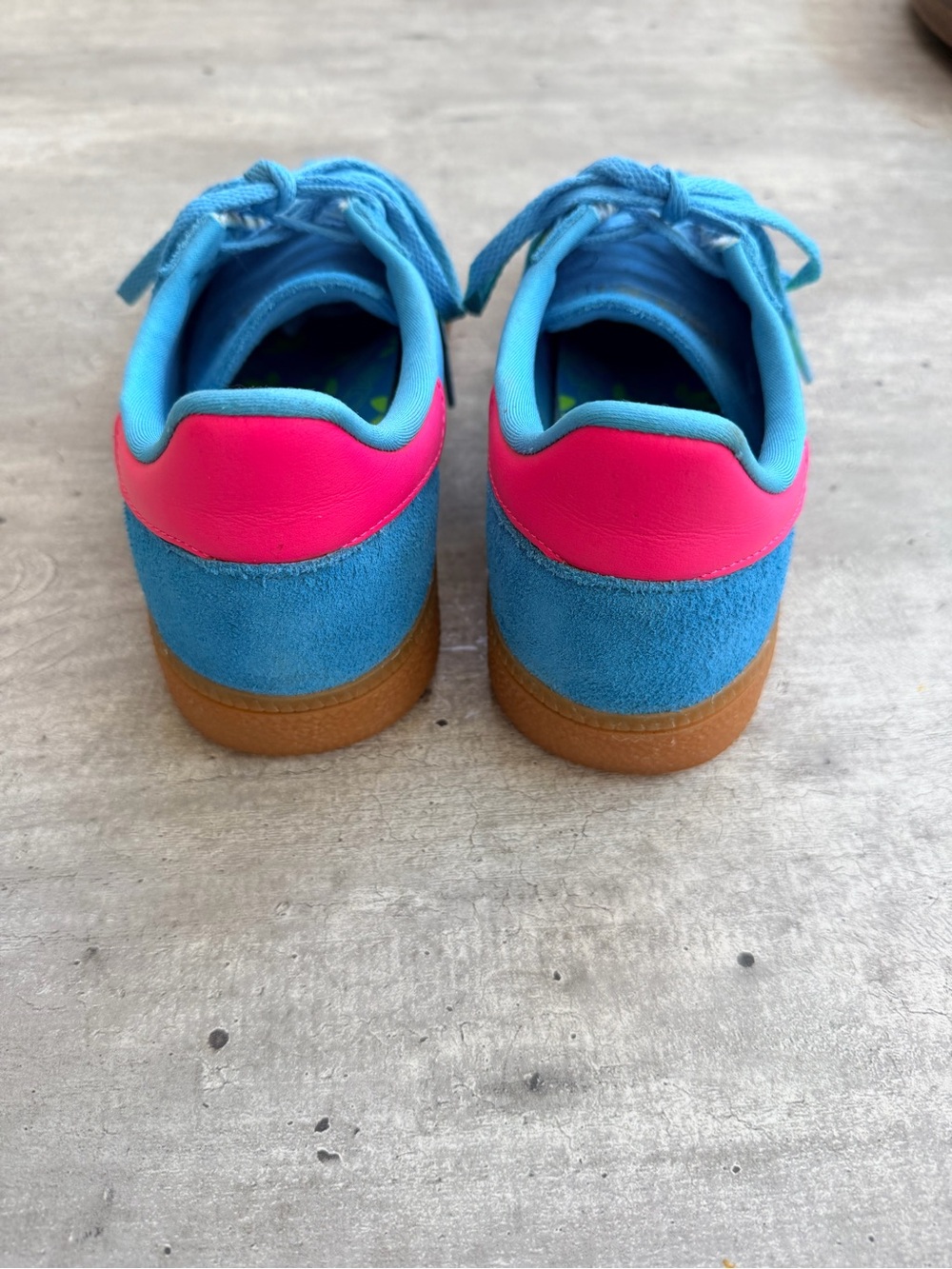 adidas Bright Blue Suede Low-Top Sneakers with Neon Yellow Stripes - Picture 4 of 5